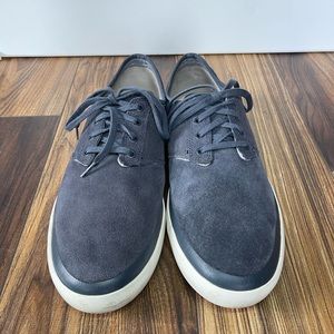 Clarks Men’s Lace Up Navy Sneakers
